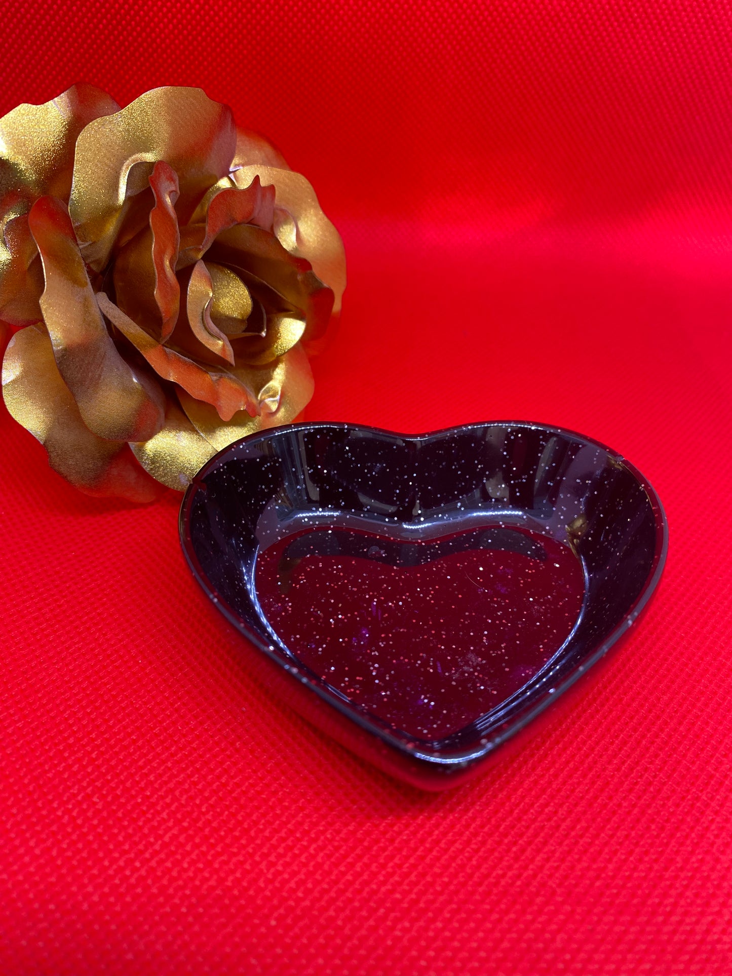 Heart trinket holder